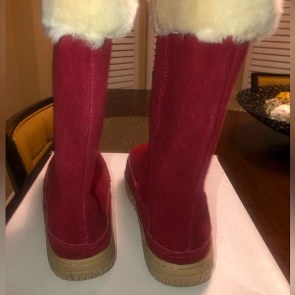 NIB Red Suede Leather Fur Trim Boots 9 - Picture 4 of 6